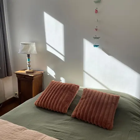 Vancouver Apartment Honfleur